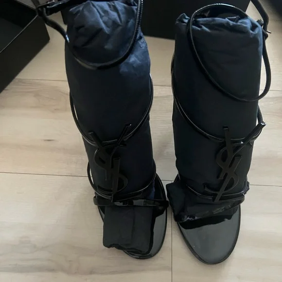 Saint Laurent Glossy Black Strappy Heels - Picture 5 of 6